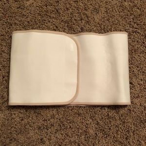 Bamboo belly bandit! Post partem.